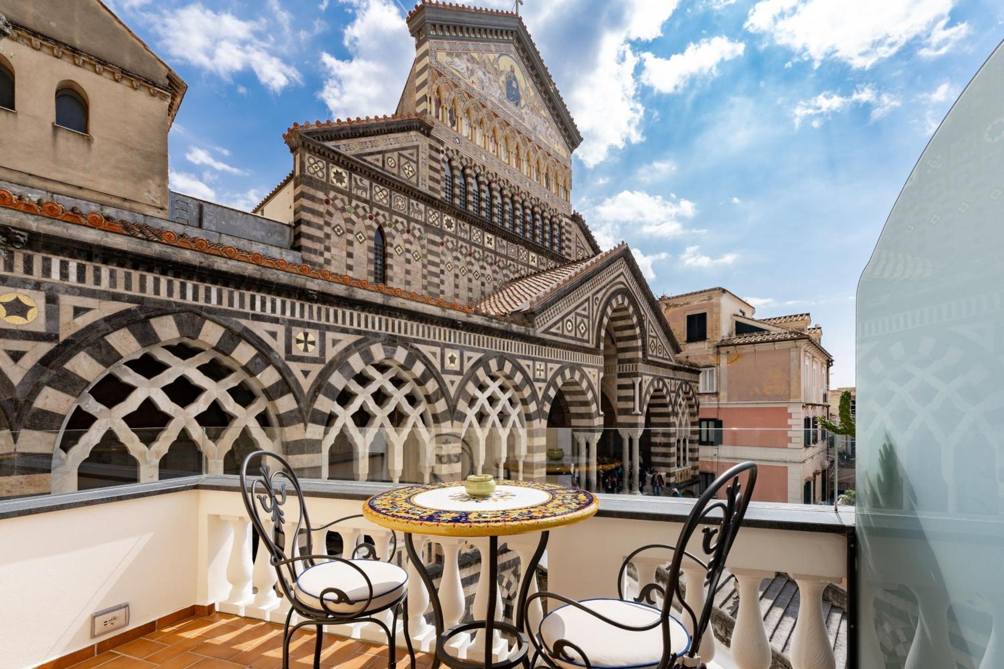 La Suite Del Cavaliere Amalfi Exteriör bild